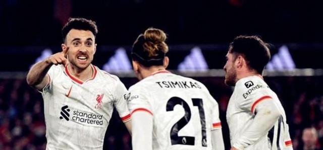 尤文图斯主场被逼平,失去联赛领先优势 尤文图斯主场被逼平,失去联赛领先优势