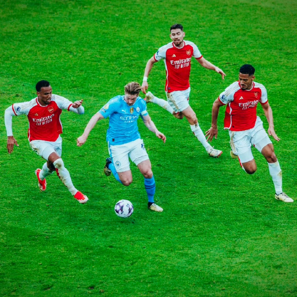 欧锦赛强队交锋，场面激烈惊心