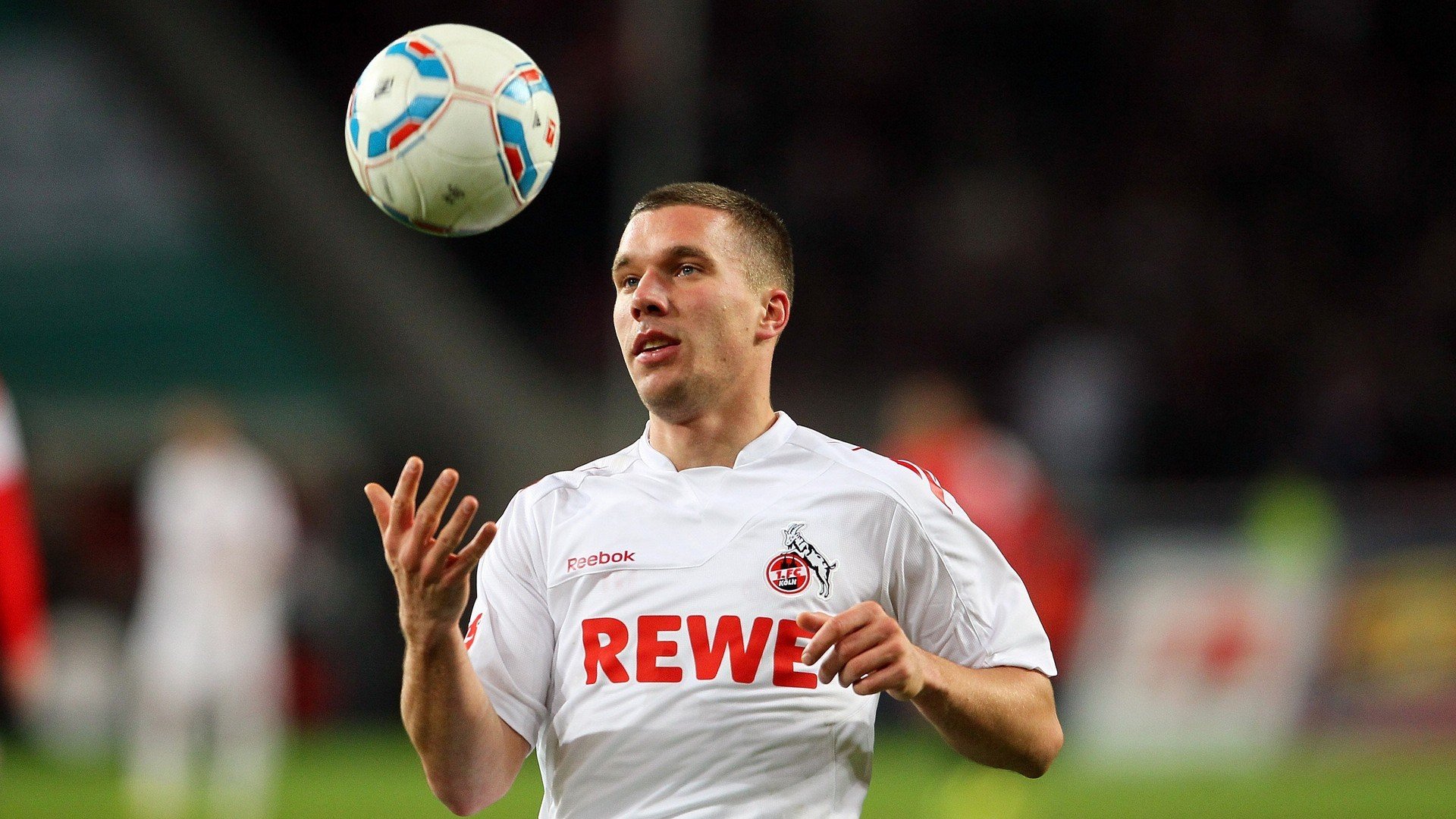 北欧对决中的南美利刃，苏亚雷斯关键战不手软，助挪威力克冰岛